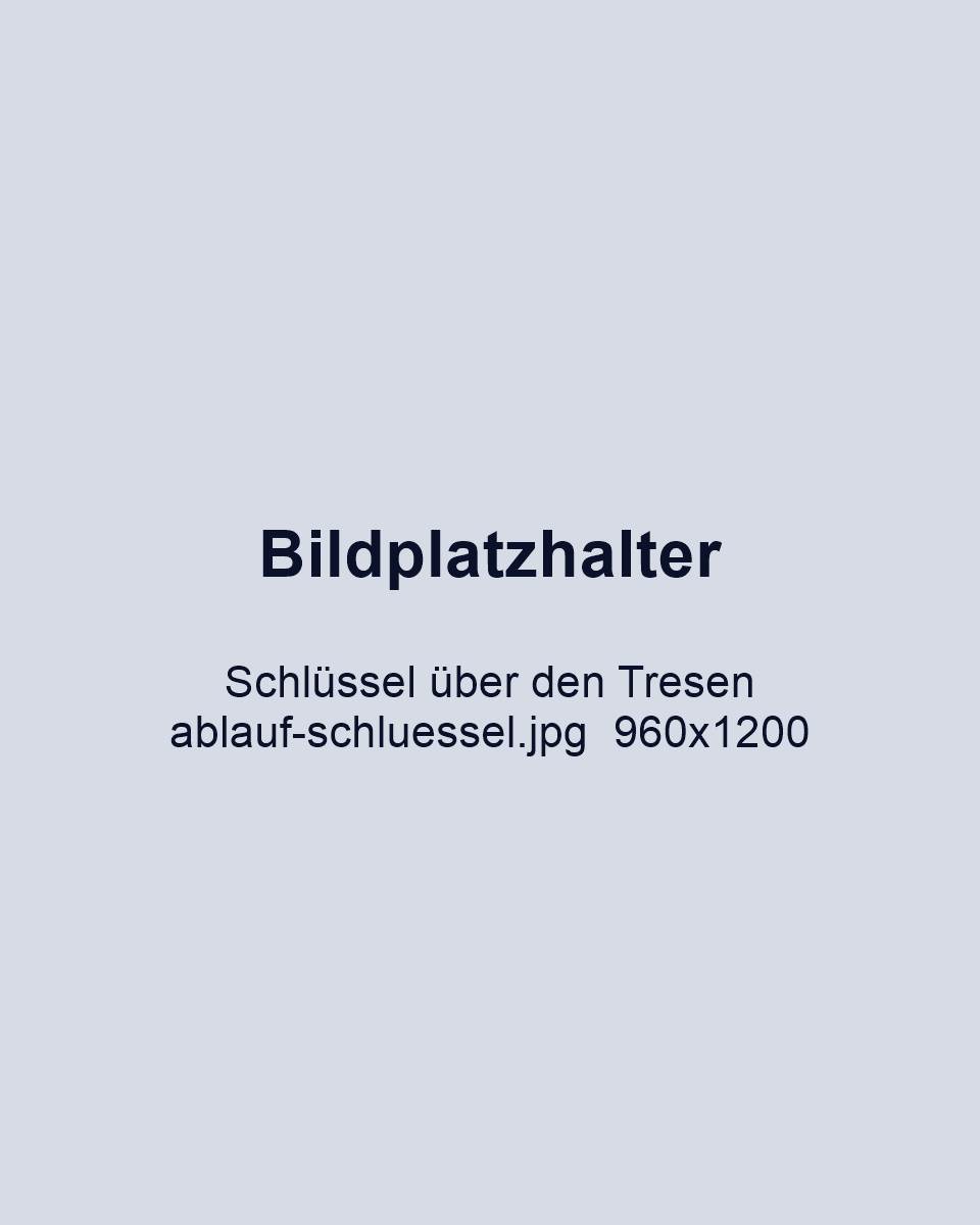 Autoschlüssel wird über den Tresen gereicht