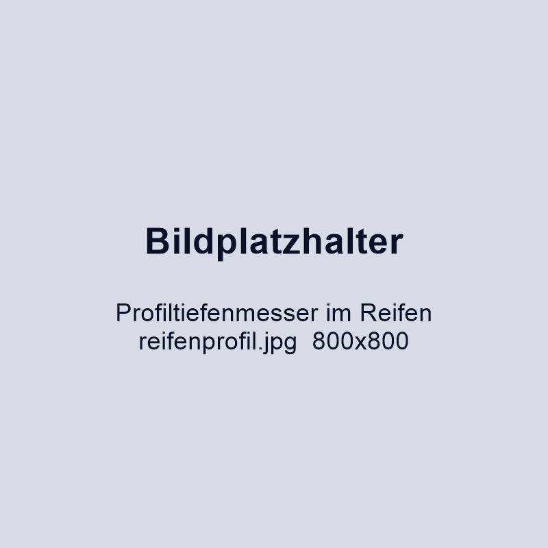 Profiltiefenmesser im Reifenprofil